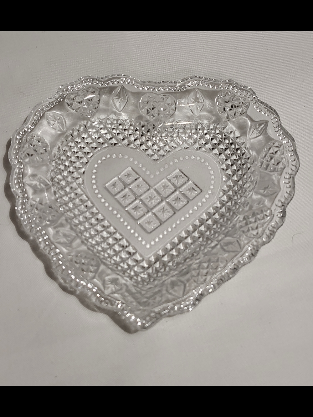 1970's Vintage Avon Heart-shapped Clear Glass Soap/Jewelry Dish - 5.5"